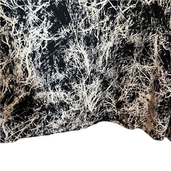 3 for $30! Patterned maxi skirt - Picture 3 of 7